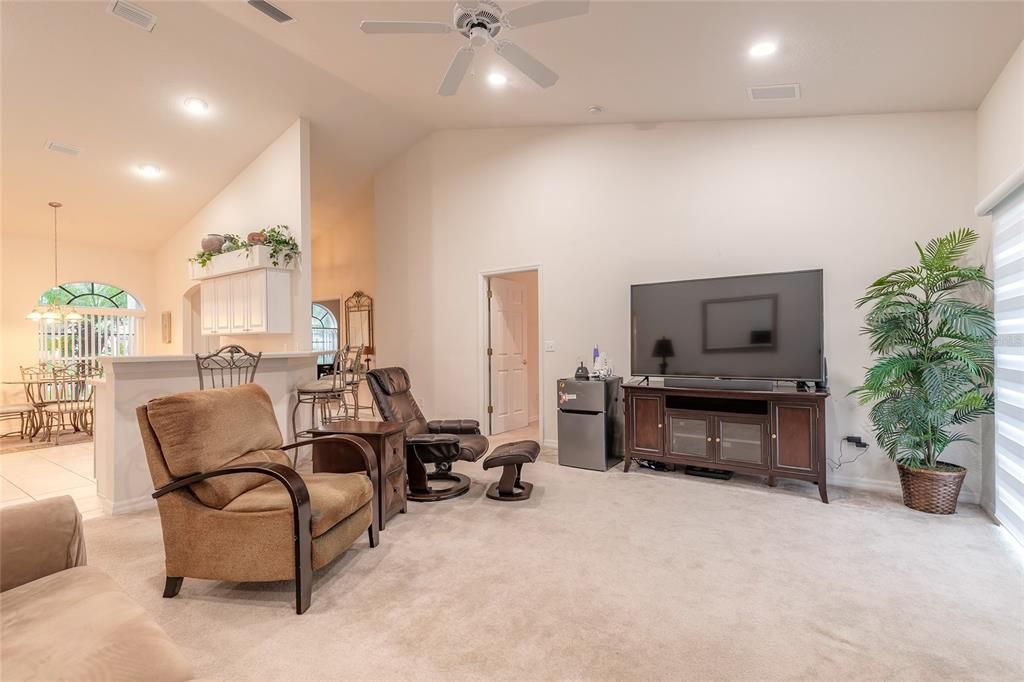 待售: $399,000 (3 贝兹, 2 浴室, 1607 平方英尺)