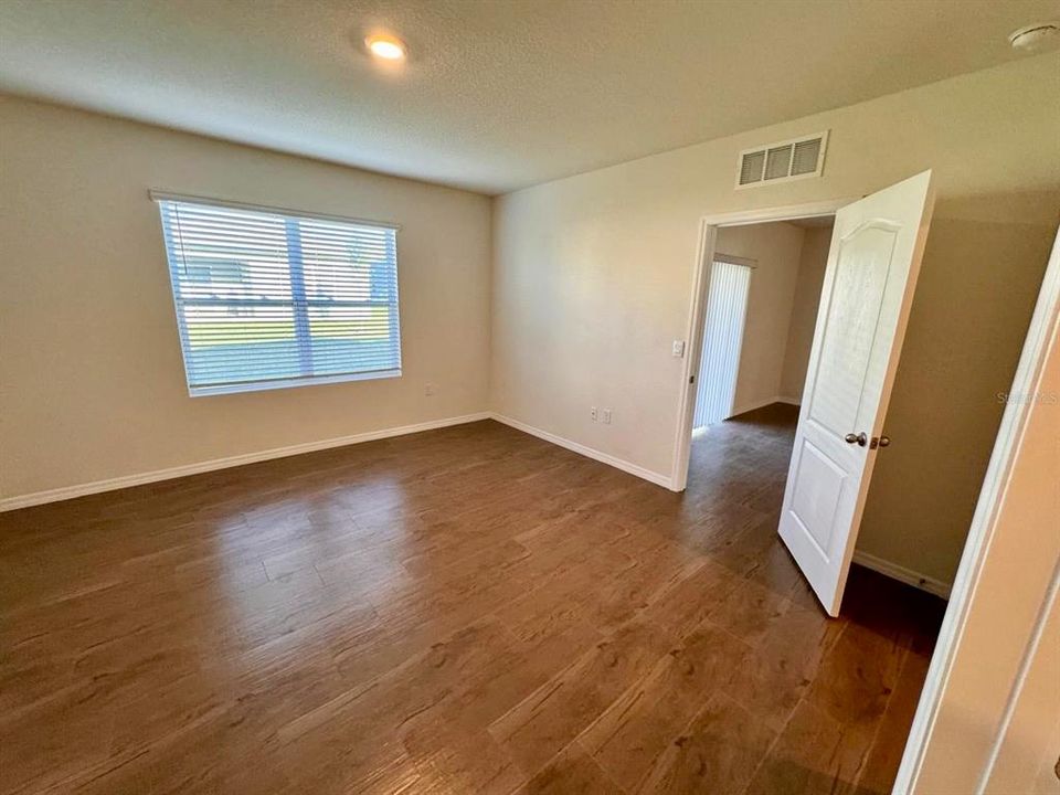 En Renta: $1,950 (3 camas, 2 baños, 1529 Pies cuadrados)