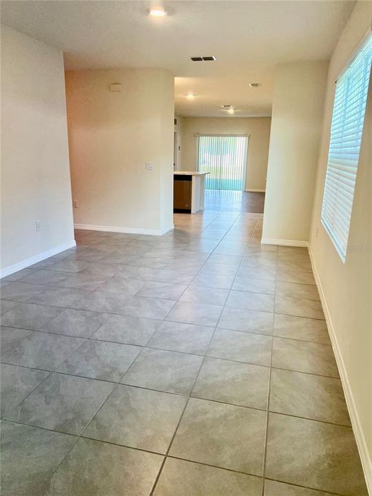 En Renta: $1,950 (3 camas, 2 baños, 1529 Pies cuadrados)