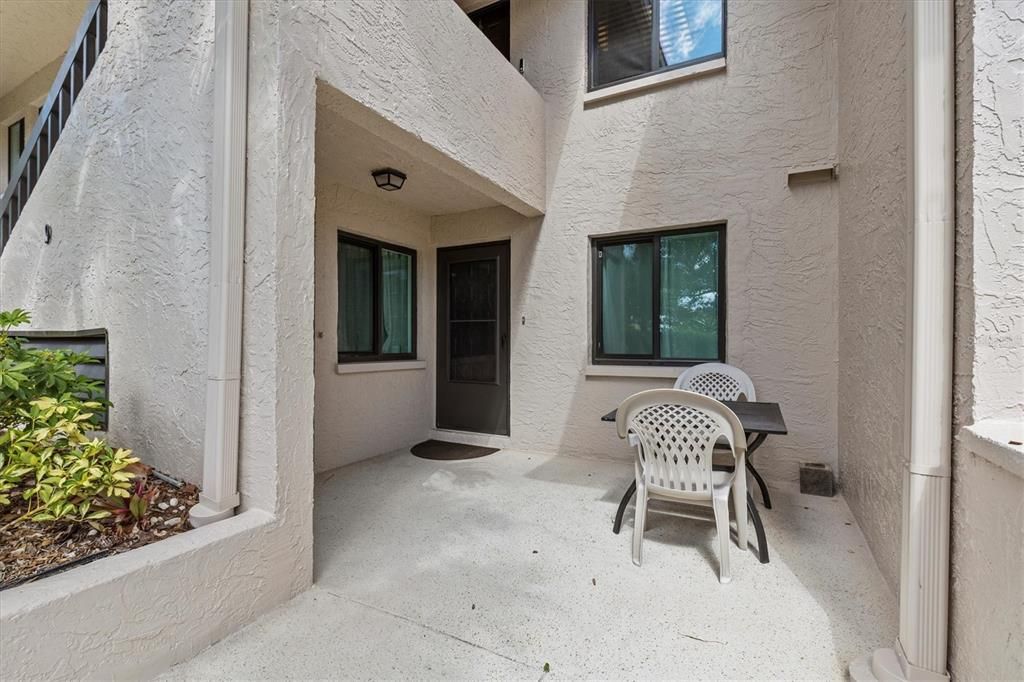 For Sale: $290,000 (2 beds, 2 baths, 1178 Square Feet)