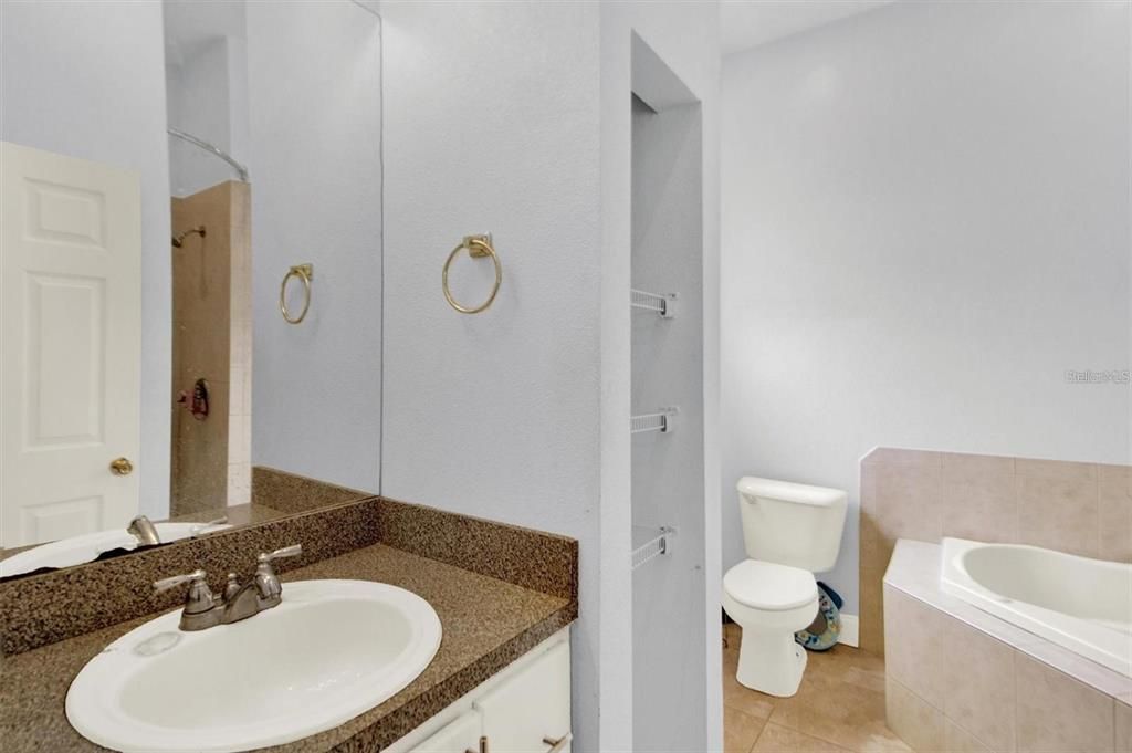 Active With Contract: $400,000 (4 beds, 2 baths, 1764 Square Feet)