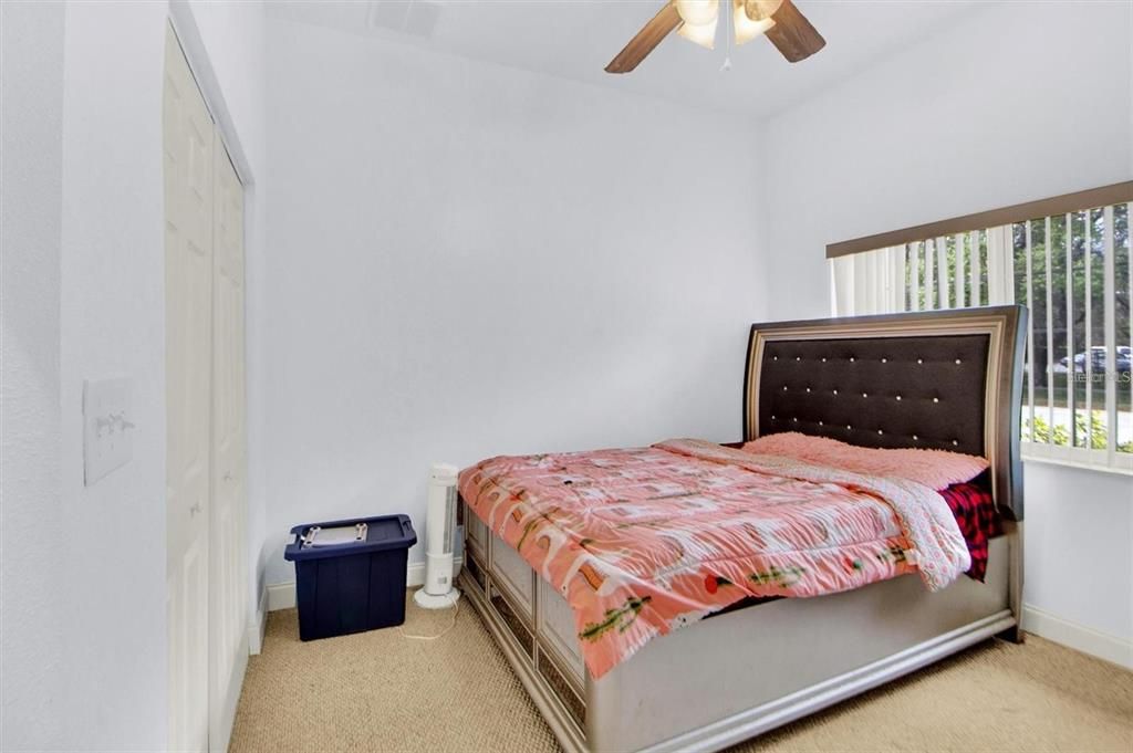 Active With Contract: $400,000 (4 beds, 2 baths, 1764 Square Feet)