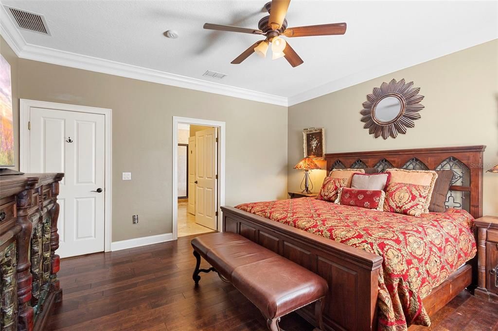 待售: $850,000 (5 贝兹, 3 浴室, 3811 平方英尺)