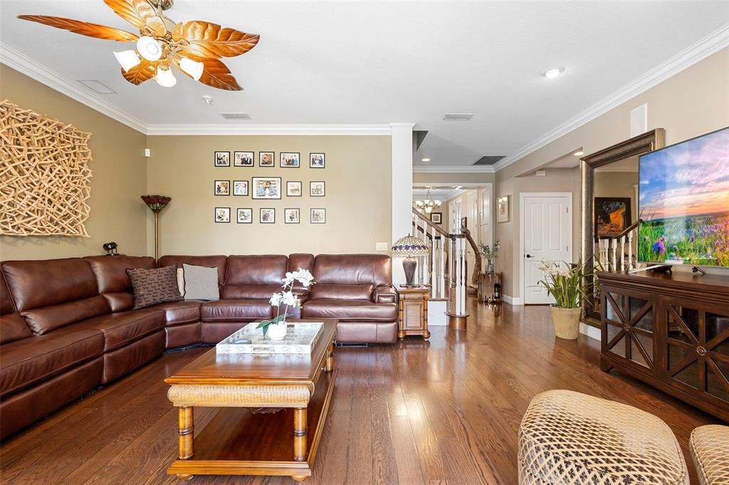 待售: $850,000 (5 贝兹, 3 浴室, 3811 平方英尺)