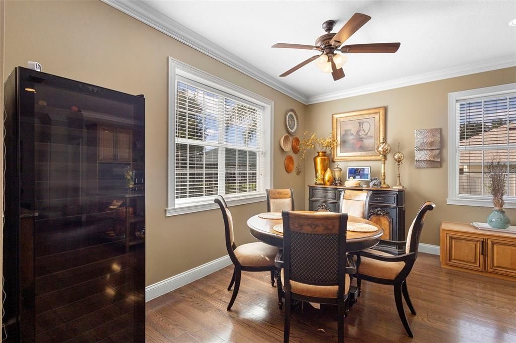 待售: $850,000 (5 贝兹, 3 浴室, 3811 平方英尺)