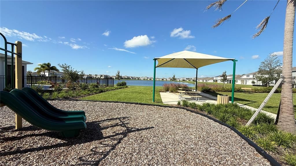 For Rent: $2,650 (4 beds, 3 baths, 2258 Square Feet)