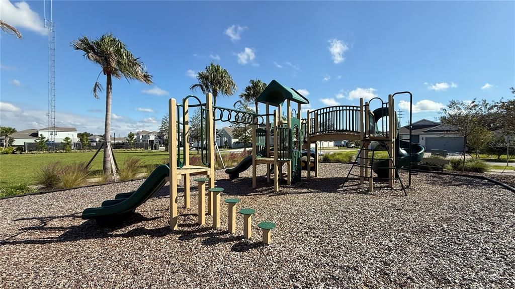 For Rent: $2,650 (4 beds, 3 baths, 2258 Square Feet)