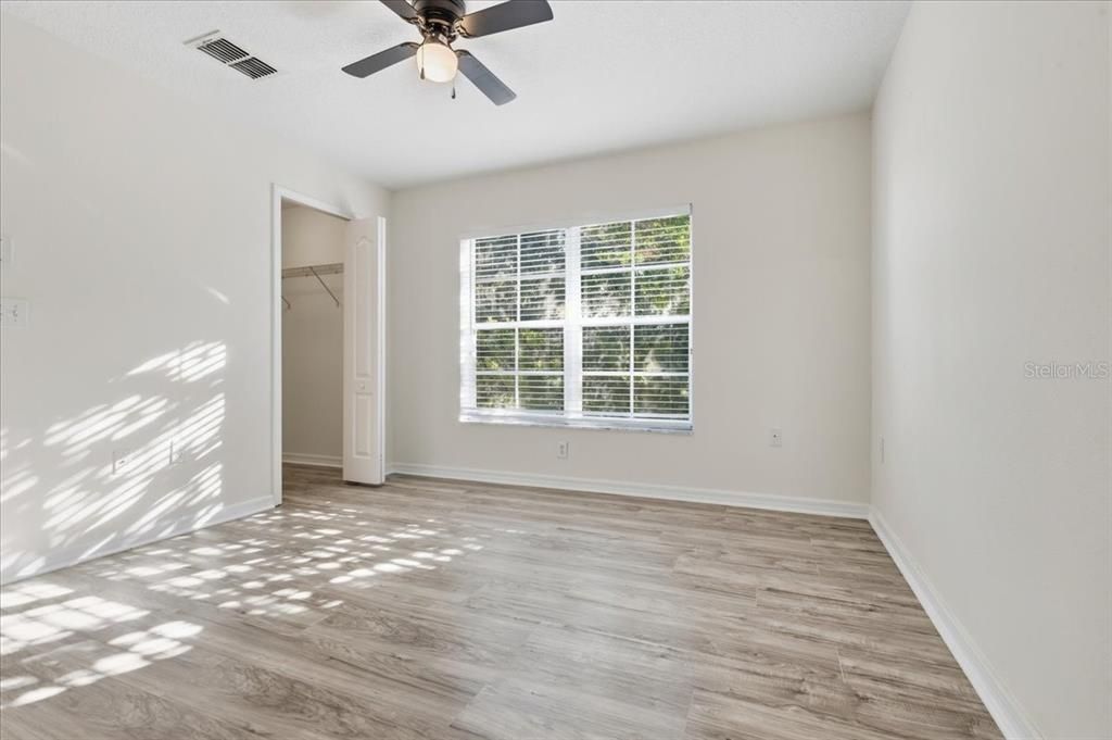 En Venta: $215,000 (3 camas, 2 baños, 1363 Pies cuadrados)