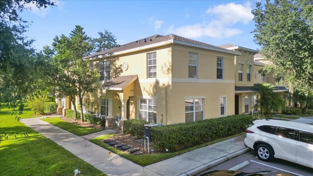 En Venta: $215,000 (3 camas, 2 baños, 1363 Pies cuadrados)