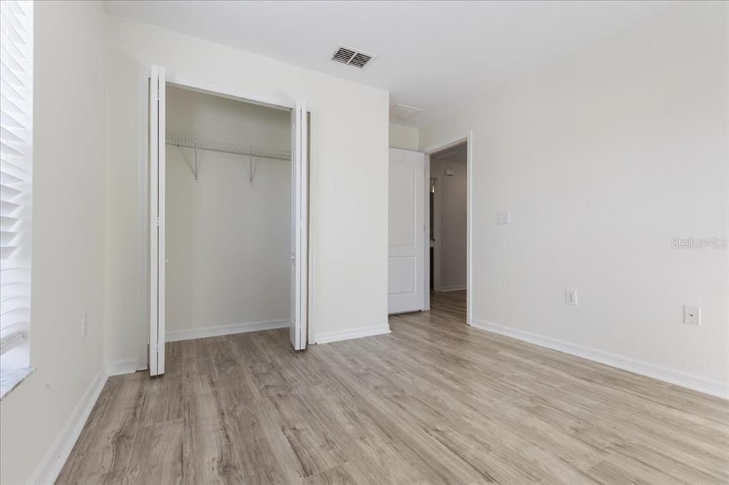 En Venta: $215,000 (3 camas, 2 baños, 1363 Pies cuadrados)