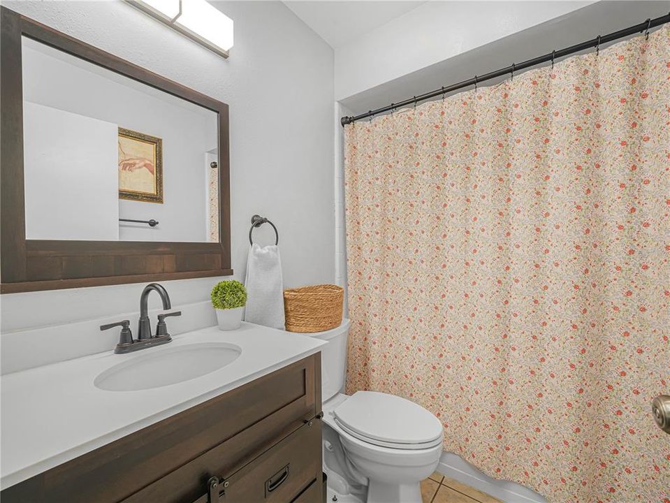 待售: $749,999 (4 贝兹, 2 浴室, 3801 平方英尺)