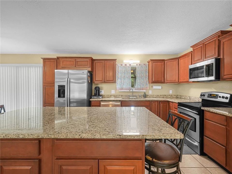 待售: $749,999 (4 贝兹, 2 浴室, 3801 平方英尺)