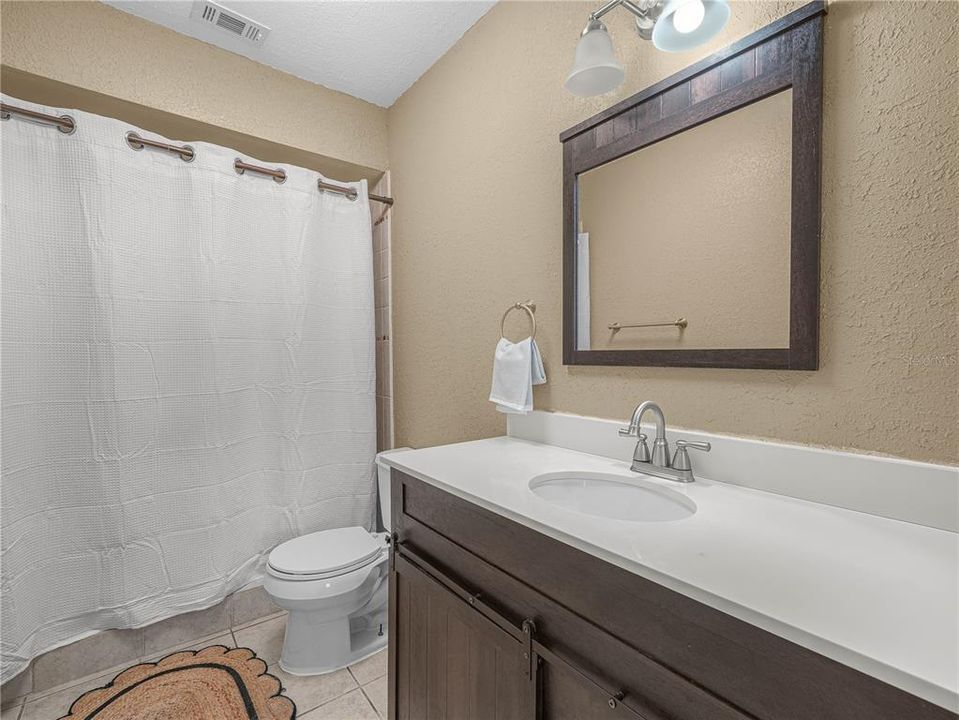 待售: $749,999 (4 贝兹, 2 浴室, 3801 平方英尺)