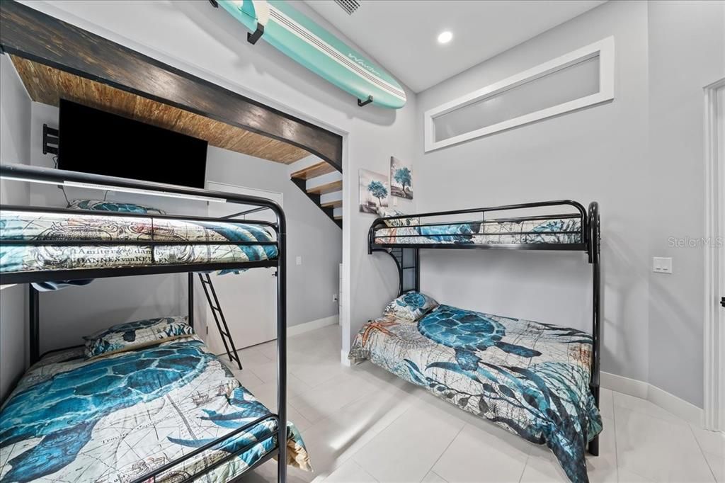 待售: $3,900,000 (6 贝兹, 6 浴室, 4781 平方英尺)