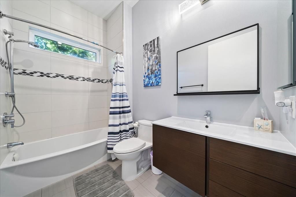 待售: $3,900,000 (6 贝兹, 6 浴室, 4781 平方英尺)