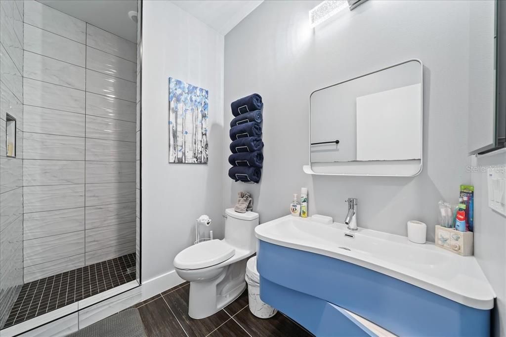 待售: $3,900,000 (6 贝兹, 6 浴室, 4781 平方英尺)