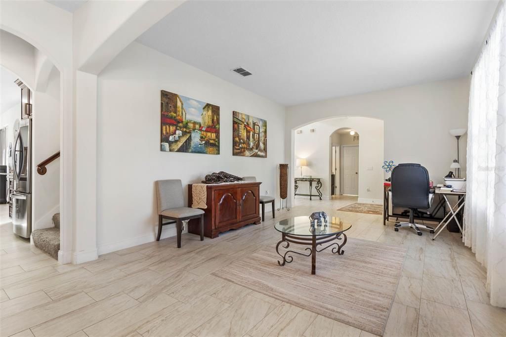 For Sale: $735,000 (6 beds, 3 baths, 3957 Square Feet)