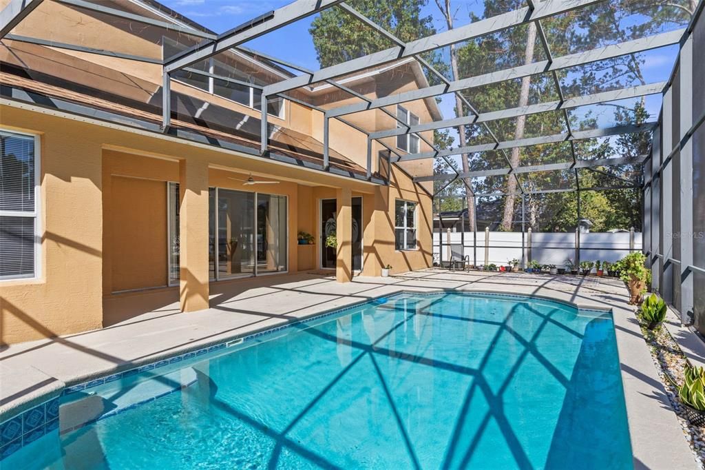 For Sale: $735,000 (6 beds, 3 baths, 3957 Square Feet)