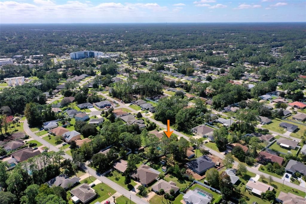 For Sale: $735,000 (6 beds, 3 baths, 3957 Square Feet)