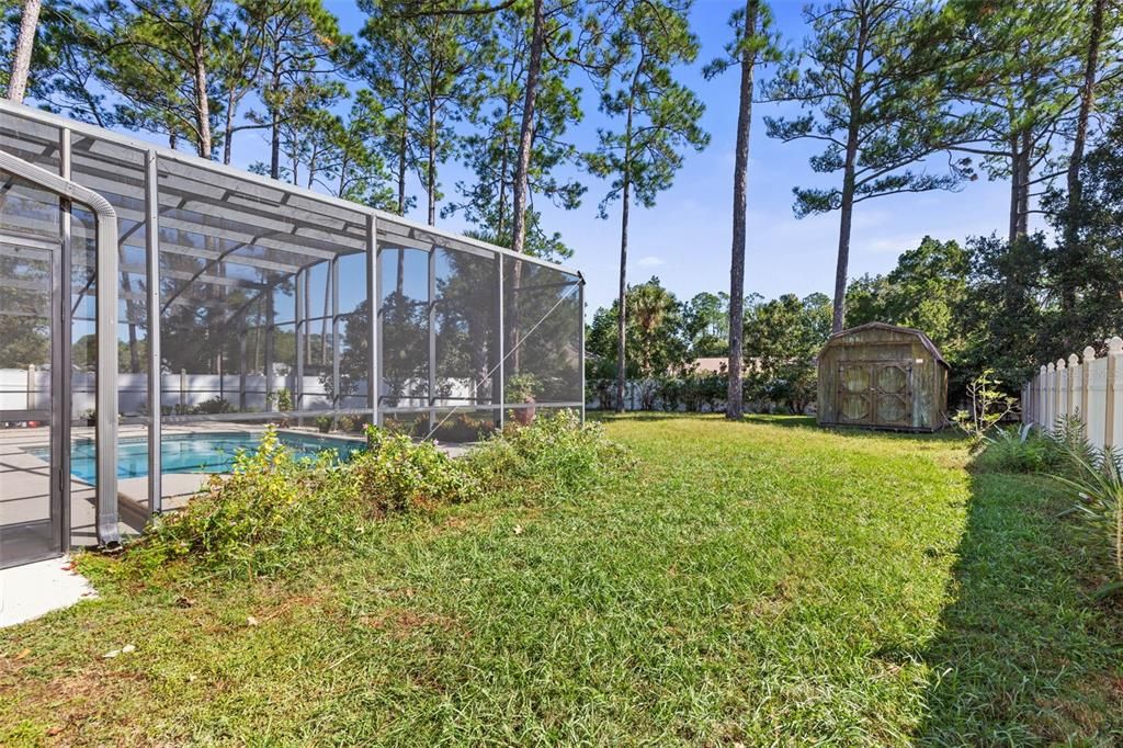 For Sale: $735,000 (6 beds, 3 baths, 3957 Square Feet)