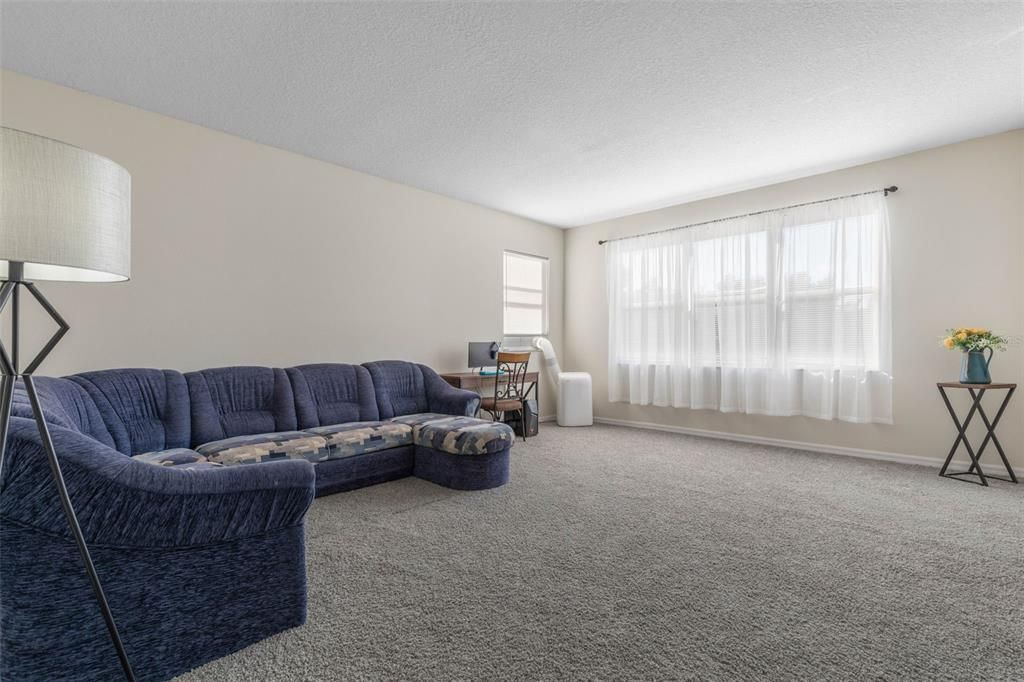 For Sale: $735,000 (6 beds, 3 baths, 3957 Square Feet)