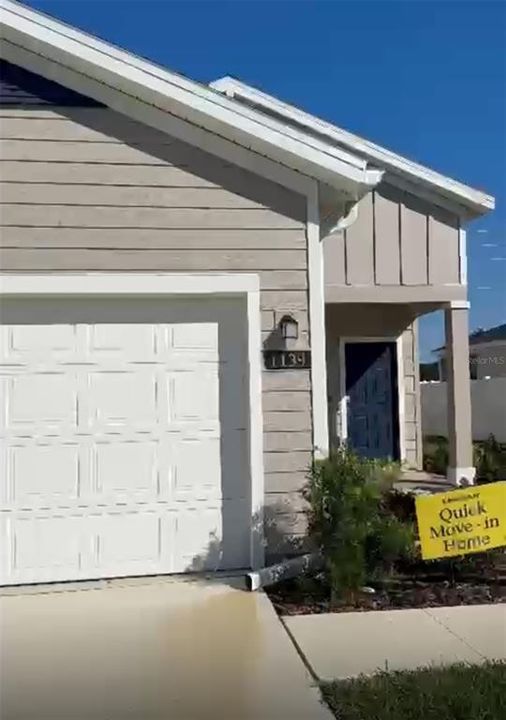 For Rent: $2,400 (4 beds, 2 baths, 1912 Square Feet)