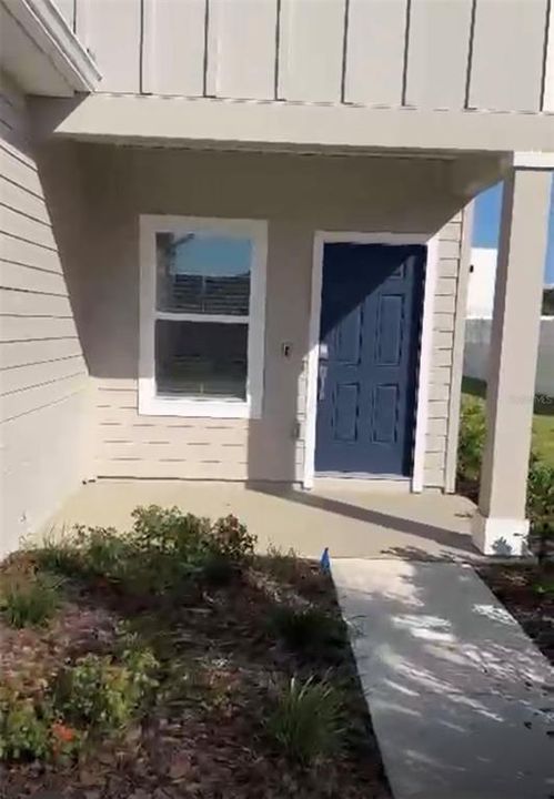 For Rent: $2,400 (4 beds, 2 baths, 1912 Square Feet)