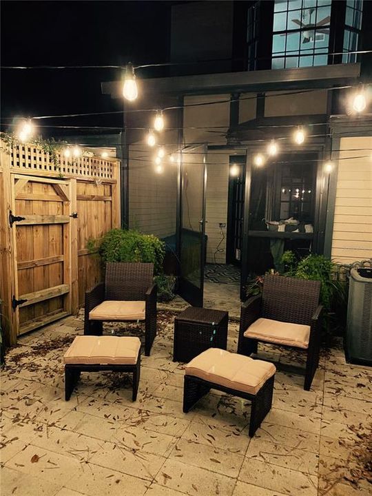 出租: $1,950 (2 贝兹, 2 浴室, 1152 平方英尺)