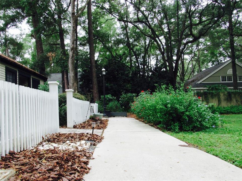 出租: $1,950 (2 贝兹, 2 浴室, 1152 平方英尺)