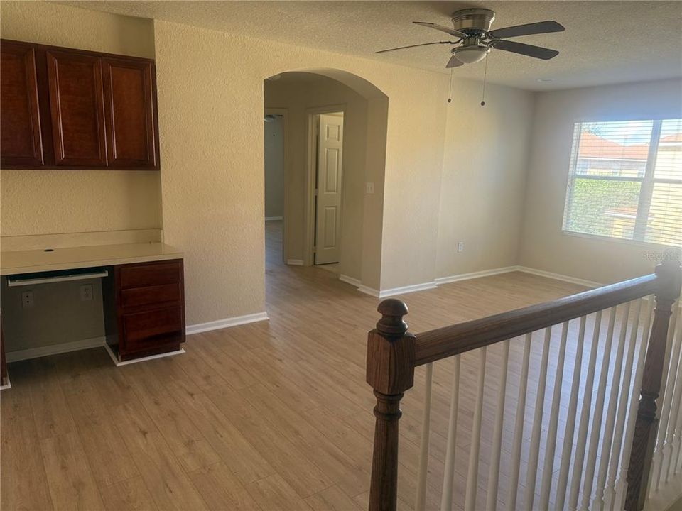 For Rent: $2,300 (3 beds, 2 baths, 2086 Square Feet)