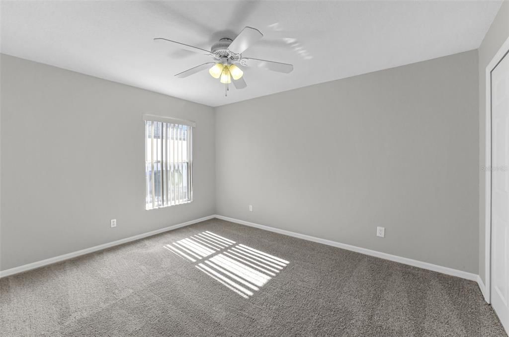 待售: $325,000 (3 贝兹, 2 浴室, 2000 平方英尺)