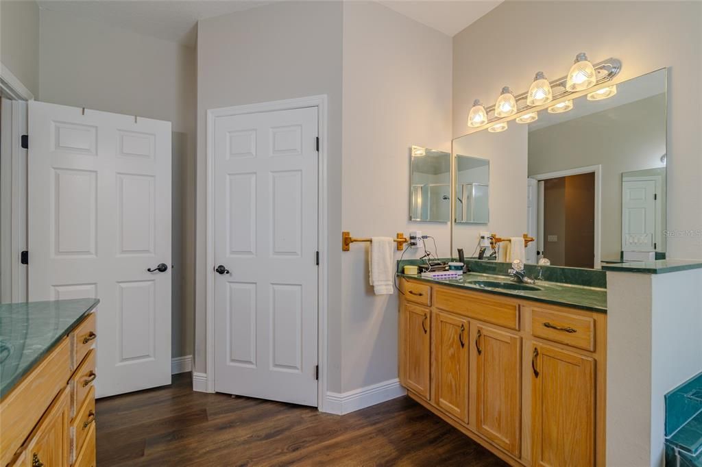 待售: $592,000 (3 贝兹, 2 浴室, 2181 平方英尺)