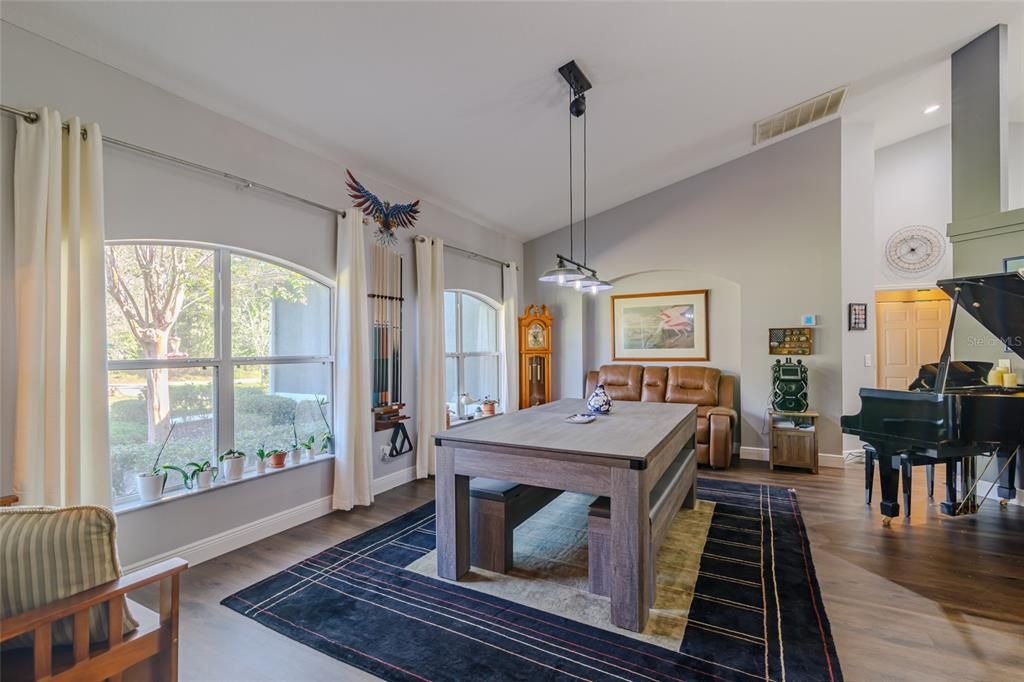 待售: $592,000 (3 贝兹, 2 浴室, 2181 平方英尺)