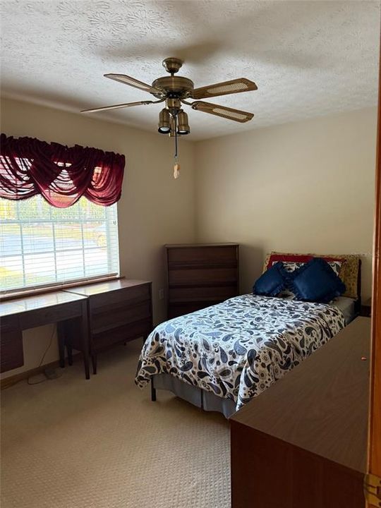 Active With Contract: $409,900 (3 beds, 2 baths, 2084 Square Feet)