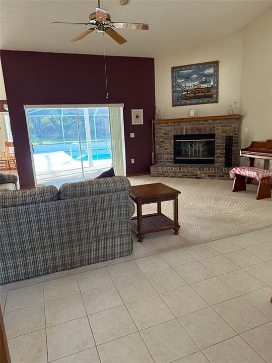 Active With Contract: $409,900 (3 beds, 2 baths, 2084 Square Feet)