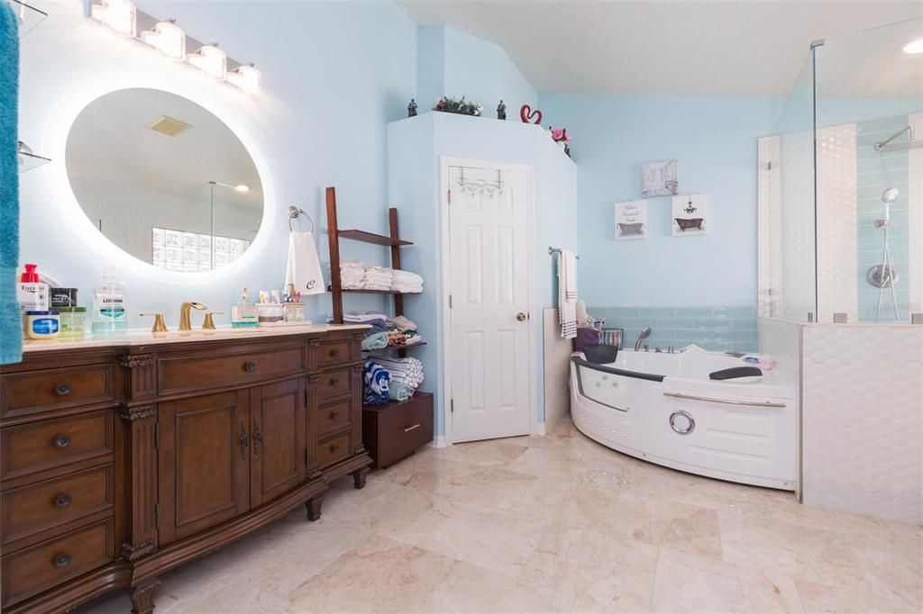 For Sale: $675,789 (4 beds, 3 baths, 2841 Square Feet)