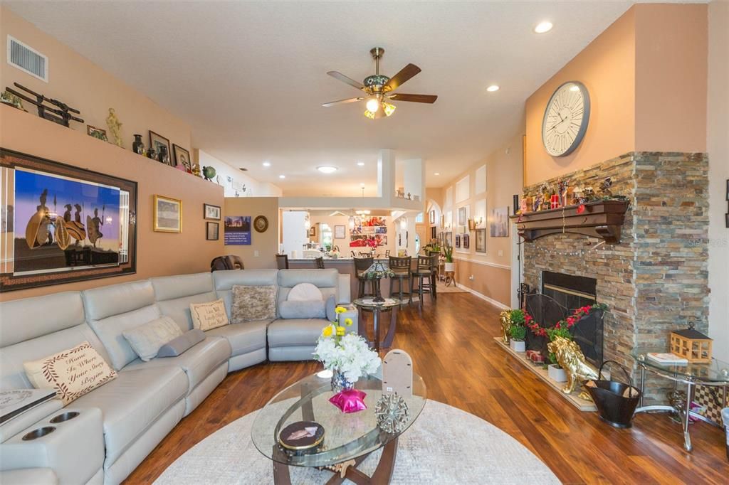 For Sale: $675,789 (4 beds, 3 baths, 2841 Square Feet)