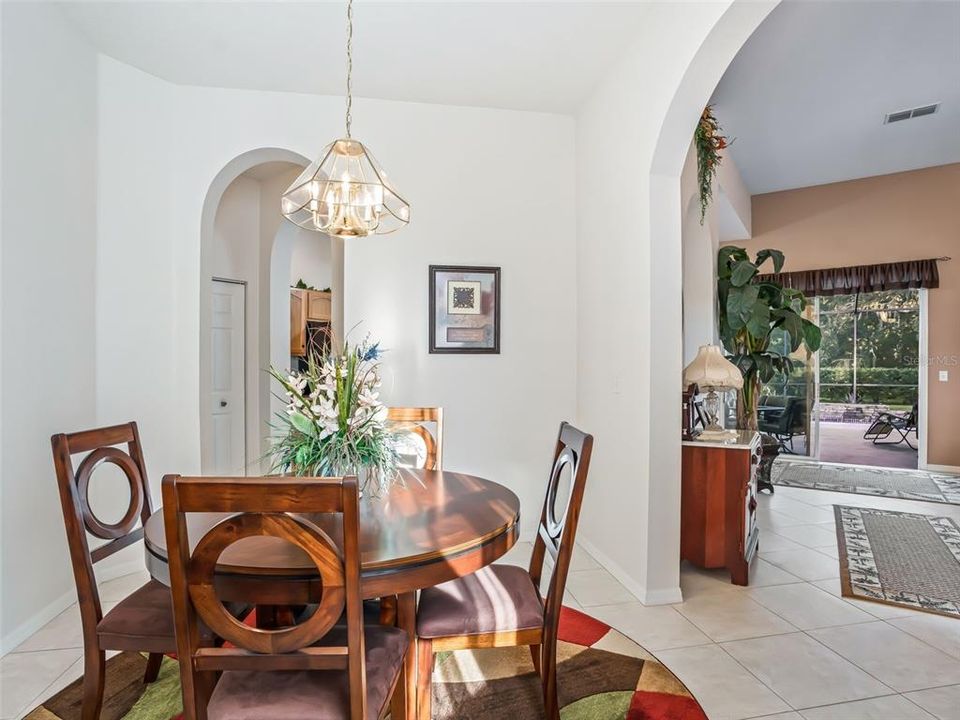 En Venta: $470,000 (3 camas, 2 baños, 1729 Pies cuadrados)