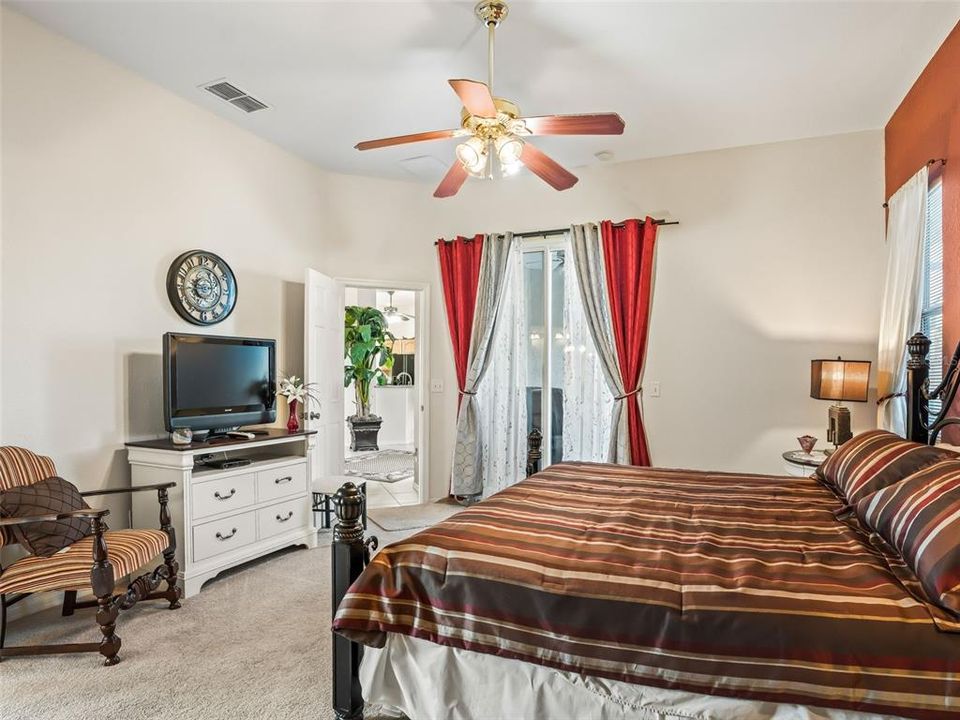 En Venta: $470,000 (3 camas, 2 baños, 1729 Pies cuadrados)