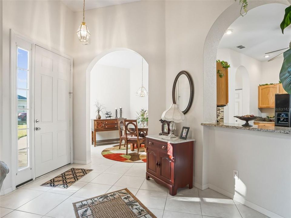 En Venta: $470,000 (3 camas, 2 baños, 1729 Pies cuadrados)