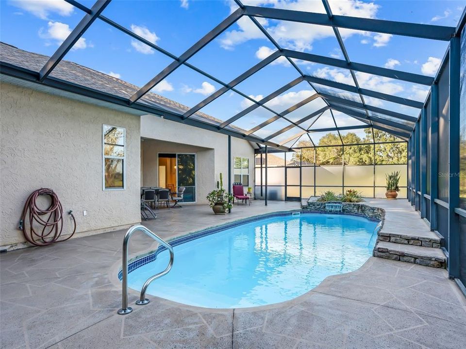 En Venta: $470,000 (3 camas, 2 baños, 1729 Pies cuadrados)