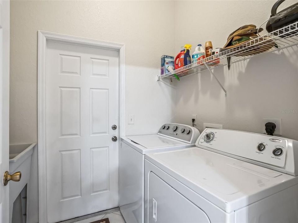 En Venta: $470,000 (3 camas, 2 baños, 1729 Pies cuadrados)