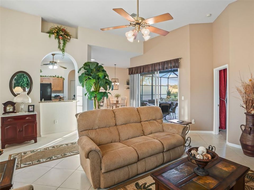 En Venta: $470,000 (3 camas, 2 baños, 1729 Pies cuadrados)