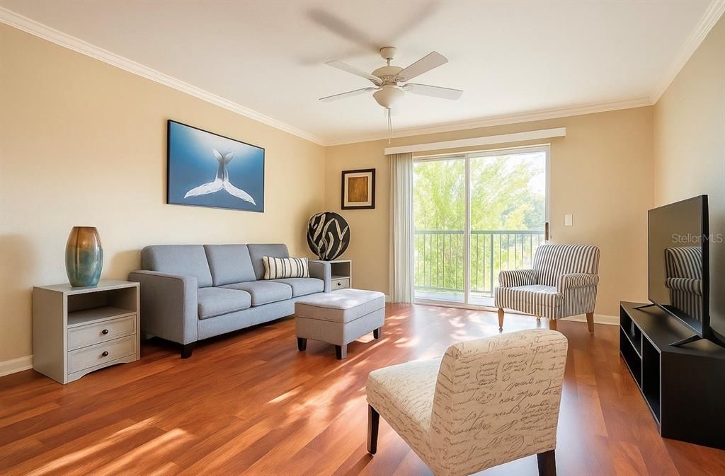 For Rent: $1,550 (1 beds, 1 baths, 792 Square Feet)