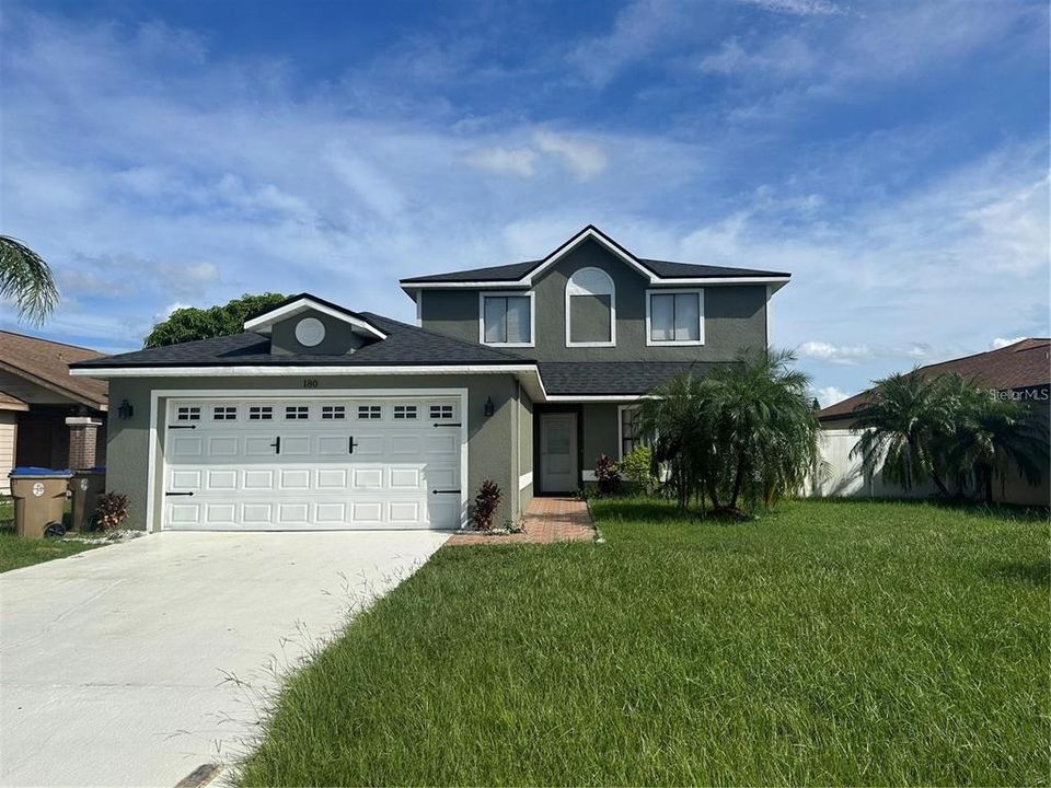 Active With Contract: $2,600 (4 beds, 2 baths, 1916 Square Feet)