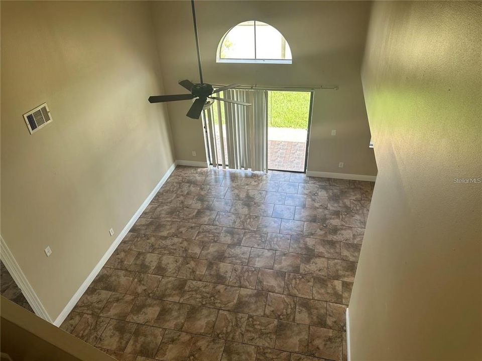 Active With Contract: $2,600 (4 beds, 2 baths, 1916 Square Feet)