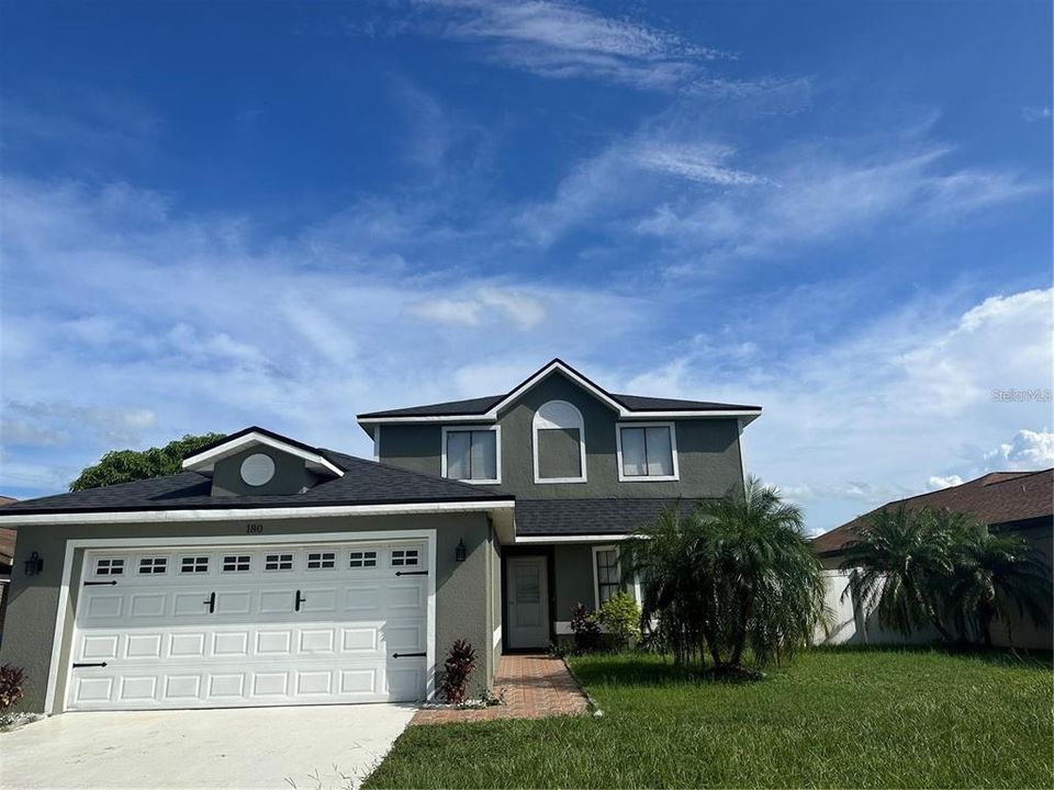 Active With Contract: $2,600 (4 beds, 2 baths, 1916 Square Feet)