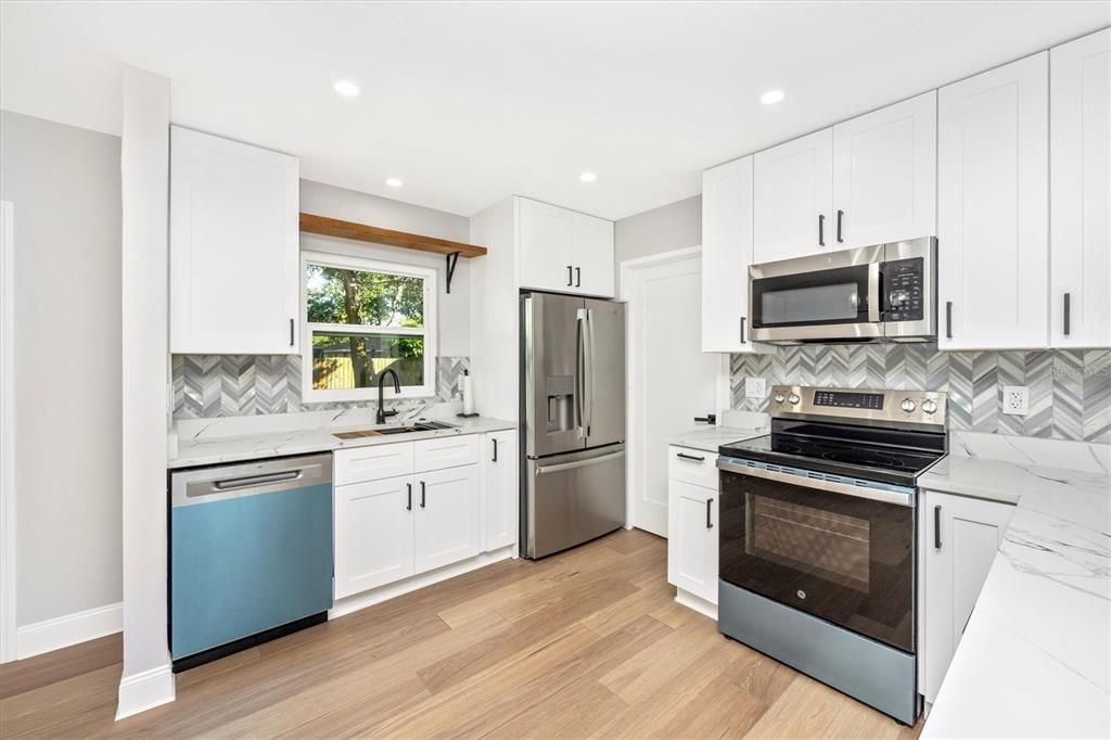 For Sale: $514,000 (3 beds, 2 baths, 1803 Square Feet)