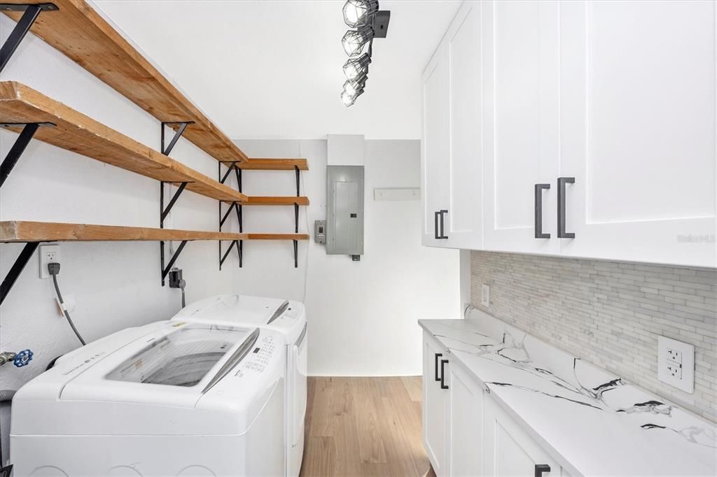 For Sale: $514,000 (3 beds, 2 baths, 1803 Square Feet)