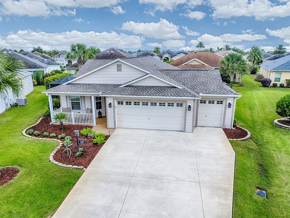 Под контрактом: $410,000 (3 спален, 2 ванн, 1508 Квадратных фут)